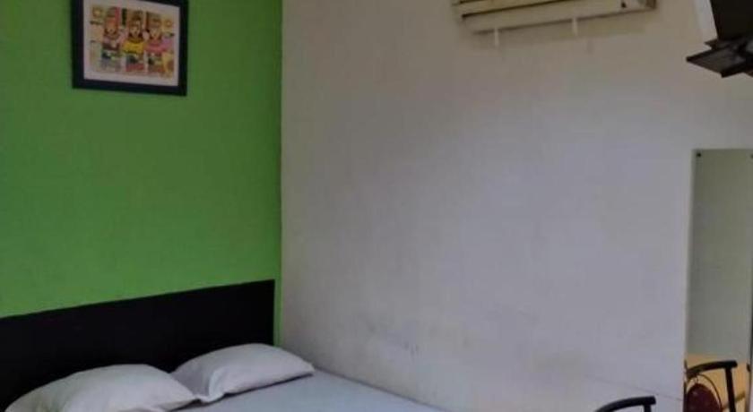 Mira Hotel Banjarmasin  Buitenkant foto